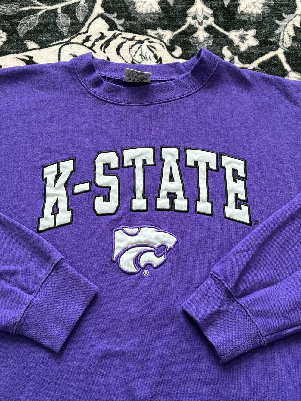 000 - KANSAS STATE UNIVERSITY KSU WILDCATS COLLEGE CREWNECK SWEATSHIRT